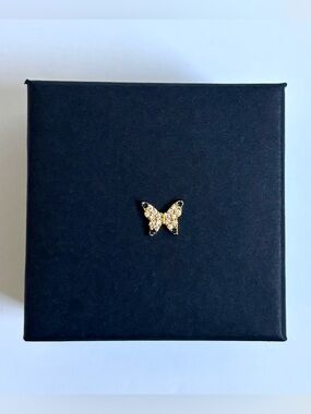 FOR LOCKET: Blue butterfly charm